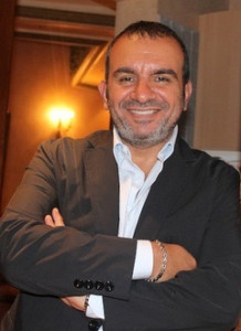 Author Aziz Hamza 